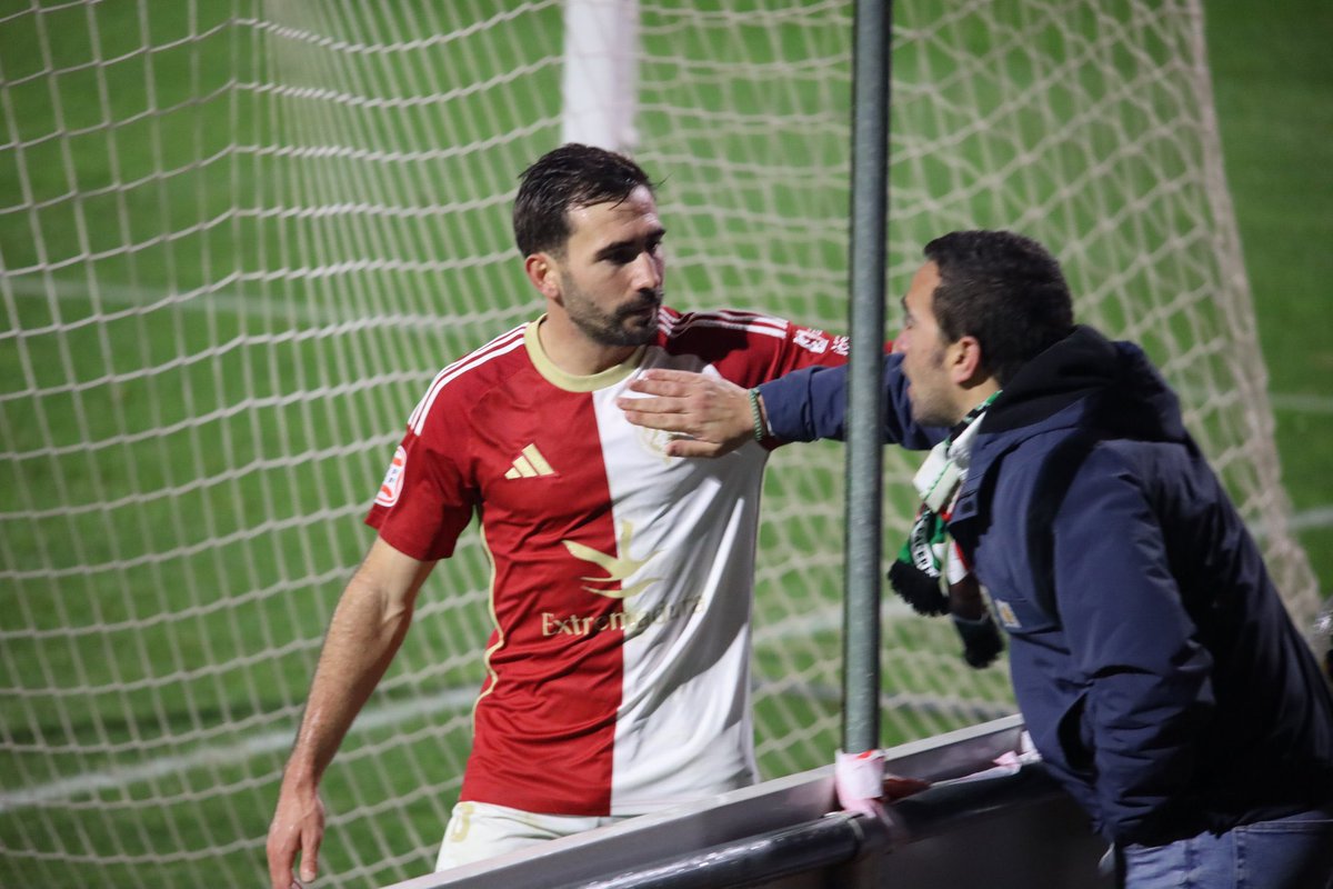 La Resistencia tweet media