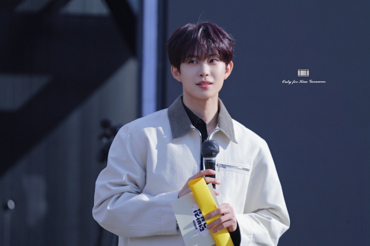 251219

#김건우 #KIMGEONWOO
#건우 #GEONWOO #알파드라이브원
#ALPHADRIVEONE #ALD1