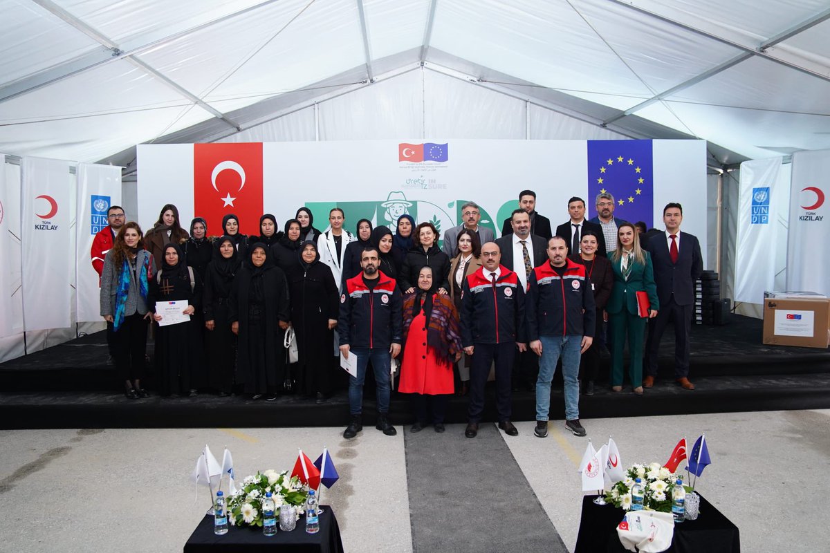 Konya’da Kırsal Kalkınmaya Somut Destek

<a href="/TCKonyaValiligi/">Konya Valiliği</a> Vali Yardımcısı Yavuz Güner’in katılımıyla, kırsal alanlarda üretimi güçlendirmek, tarımsal amaçlı örgütlerin kapasitesini artırmak ve nitelikli iş gücünü desteklemek amacıyla Konya’daydık.