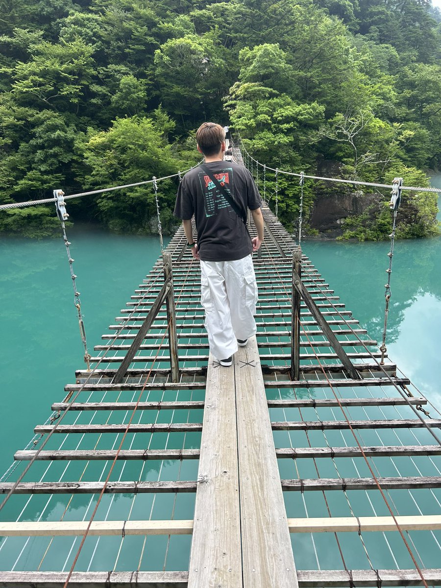 話しませんか
#ゲイ  #バイ  #いいねでDM  #S専Dがいいねしてくれる