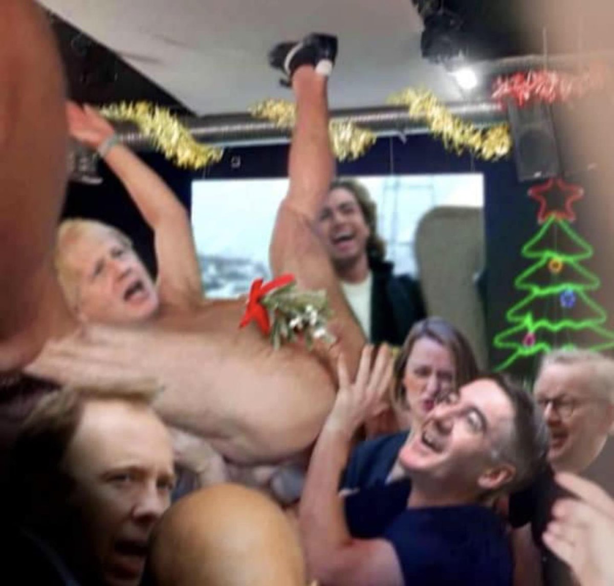 Half day tomorrow then off til the 5th😍