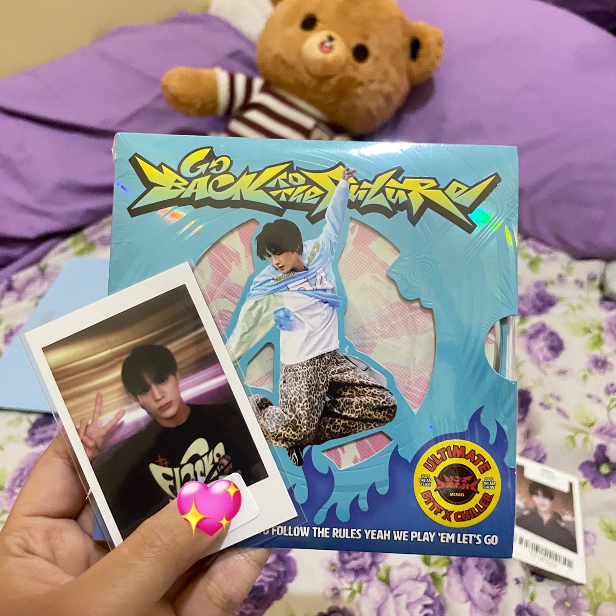 mini giveaway edisi year end &amp; 26th birthday✨

• 1 tc taste sealed (stboh)
• pola kms jeno
• digipack bttf haechan ver
• saldo 50k for 2 winners

rules : 
• RT/Like
• tebak tgl ultahku🤗
• reply ucapan terimakasih ke diri kalian dan wish utk tahun 2026

end 26.12
Gluck🎈