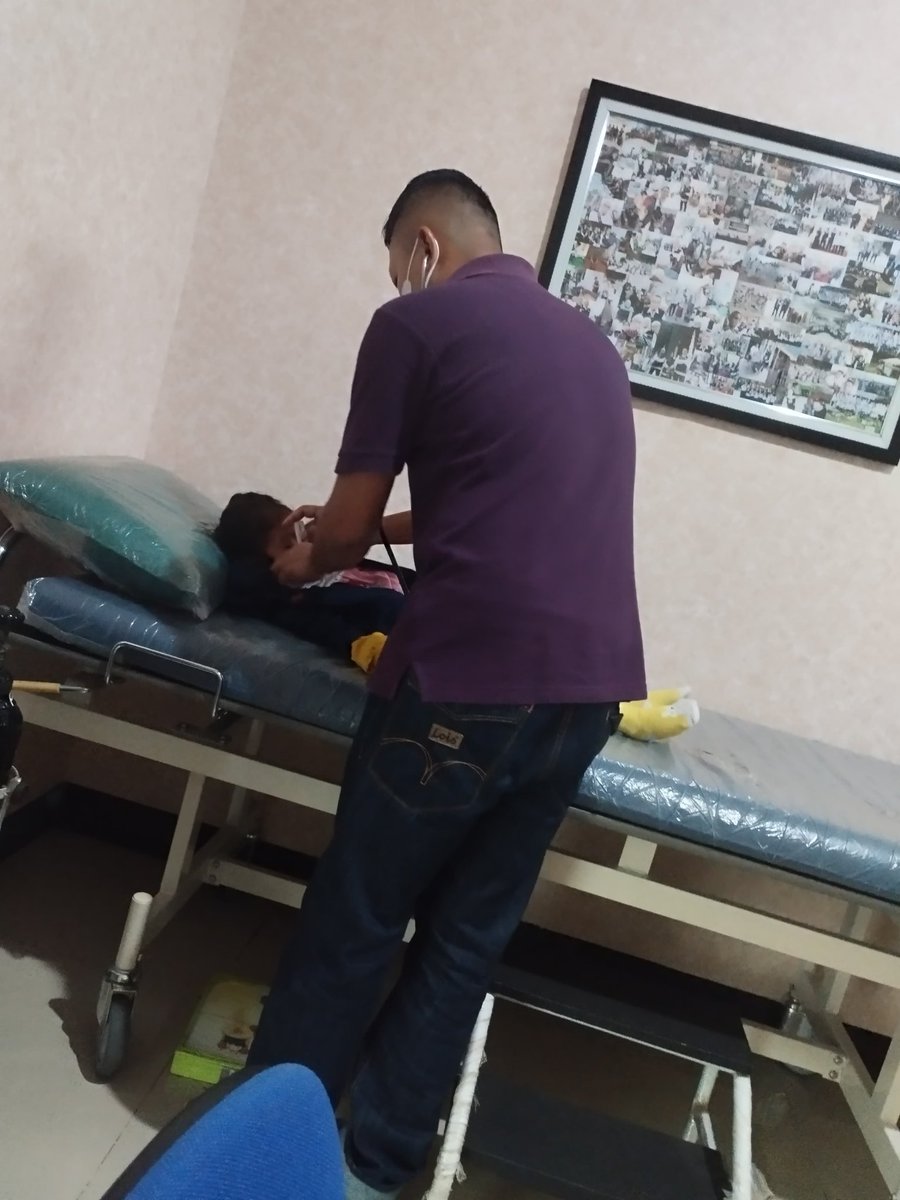 Hari ini kerja tercepot2, badan di tempat kerja tp pikiran dirumah itu benar, meski anaknya sakit dan masih tetap ceria tp tetap was², Alhamdulillah ayahnya bisa libur hari ini, seharian makan dan minum obat sama ayah, syafakillah anakku Kenes