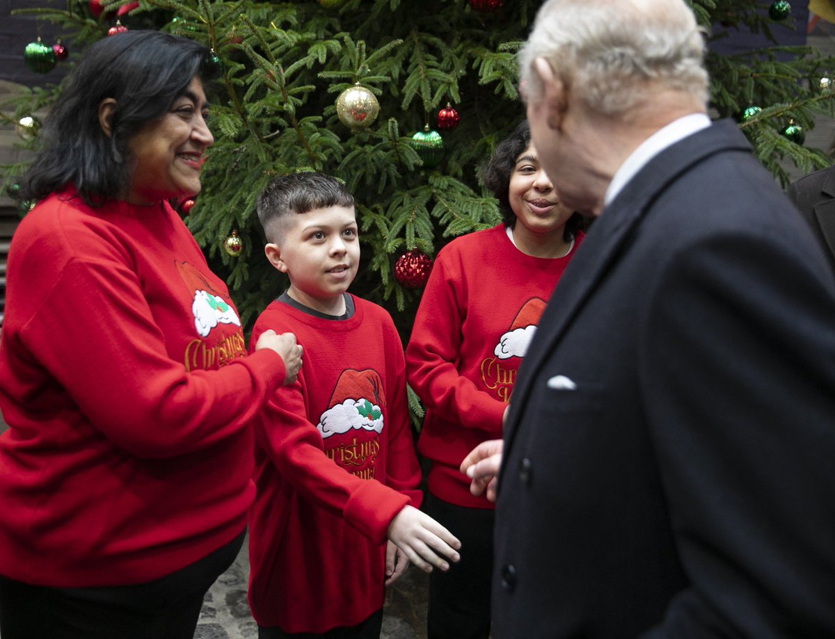 Christmas Karma tweet media