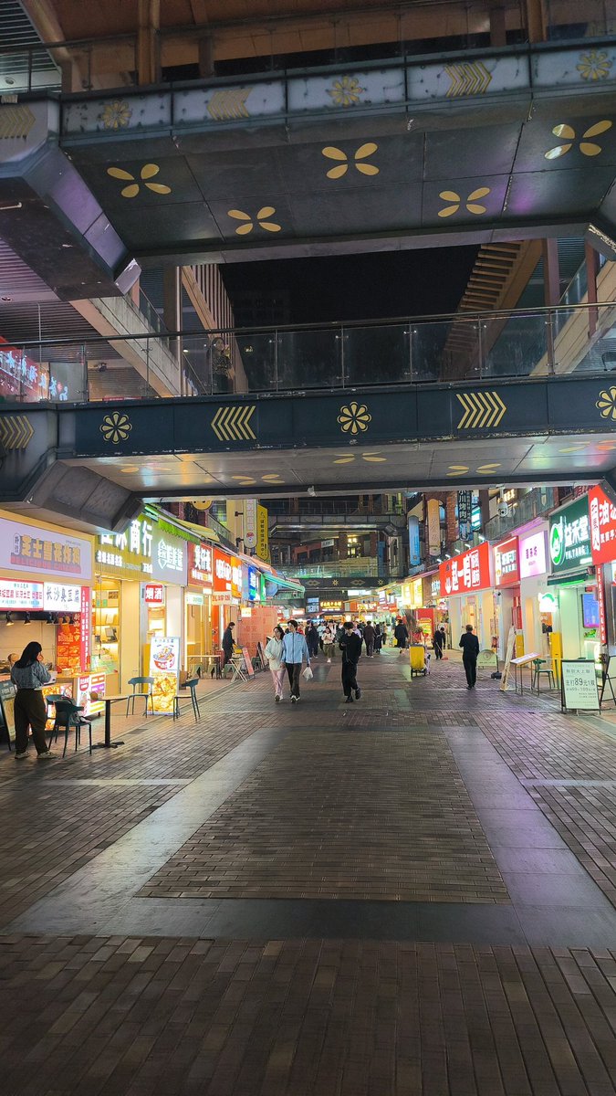 FloatnWater's tweet image. 