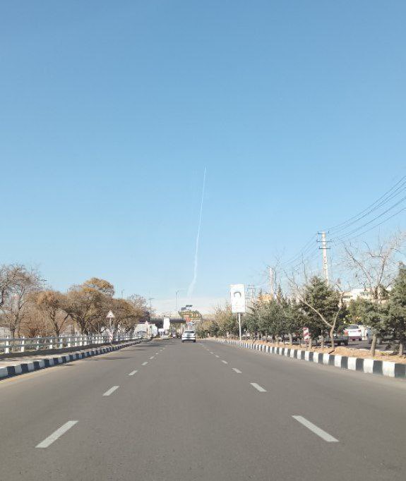 ScharoMaroof's tweet image. Across Iran - the military of Iran is holding large scale ballistic missiles exercises with the goal of establishing deterrence against possible attacks against Iran, the IRGC and its ballistic missile infrastructure. 

Israel has voiced concerns about these drills, assessing…