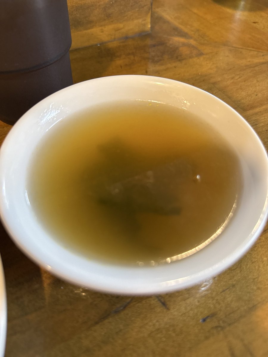 tetsubon10200's tweet photo. 今日は以前行ったら定休日だったDUBSTAさんへ
食べログ見たら11時開店だから行ったら30分からでちょっと待ち😅
1つ1つ大きくてタレがニンニク強めでおいしかった😊
デカ盛りって書いてある5個のにしたけどまぁまぁお腹いっぱいなったかな
今夜も頑張って仕事するかな
#DUBSTA https://t.co/9FVDVVPsAs