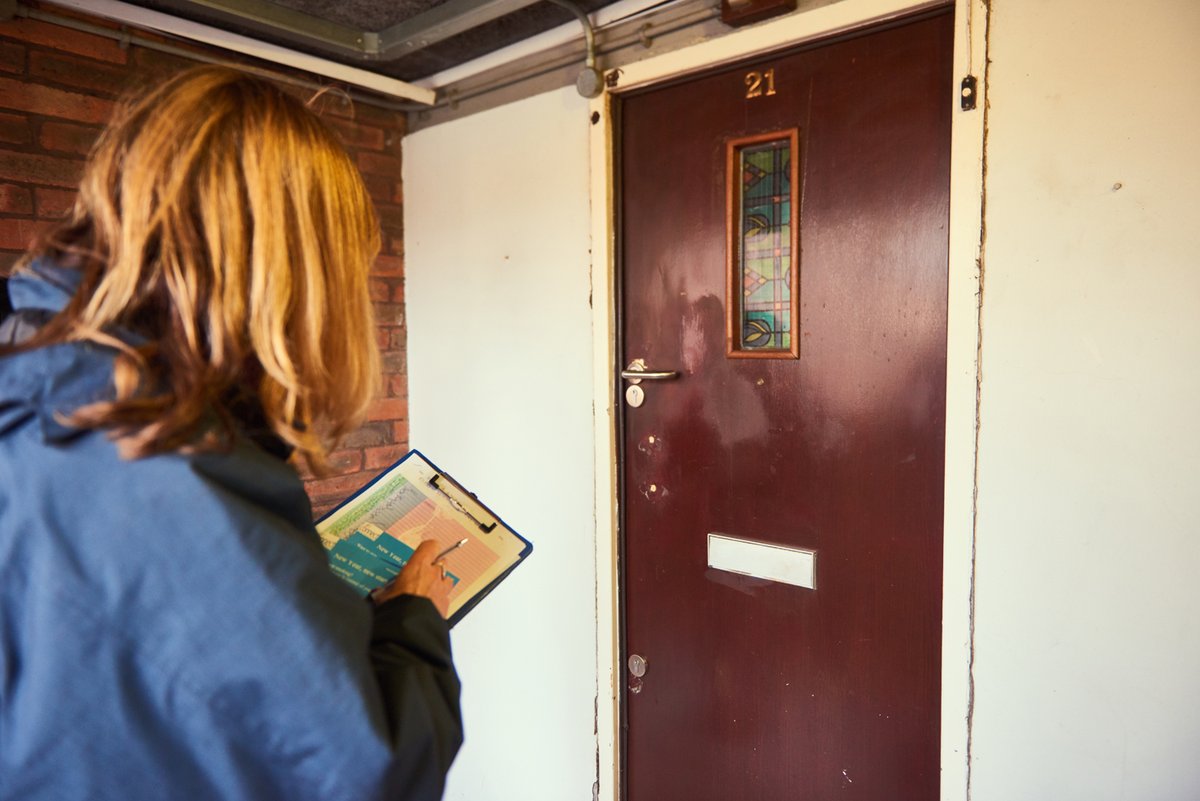 HelponYourDoorstep tweet media