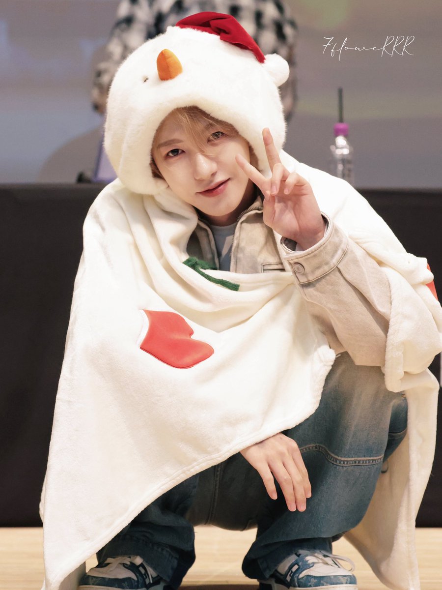 251222 #RENJUN #런쥔 
°♡༚˚₊·⛄️❄️✌🏻 

©️7flowerRRR