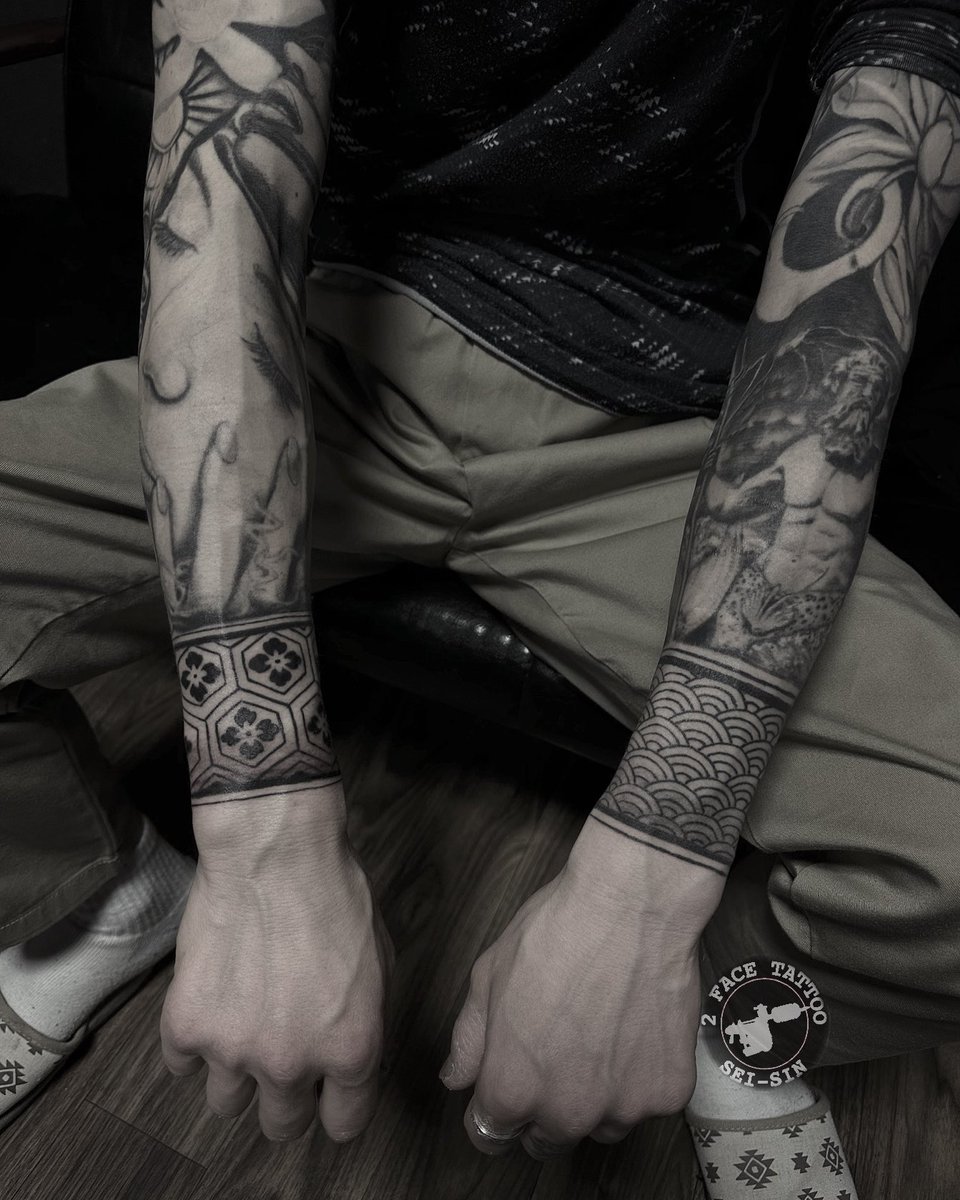 Two Face, image size:960x1200