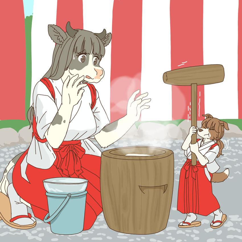 餅つきの手伝いをするボーダーコリー