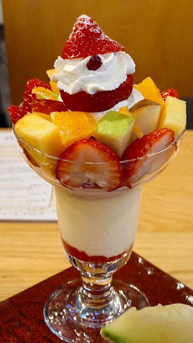 今日のパフェ(2025)(フルーツパーラー ゴトー)