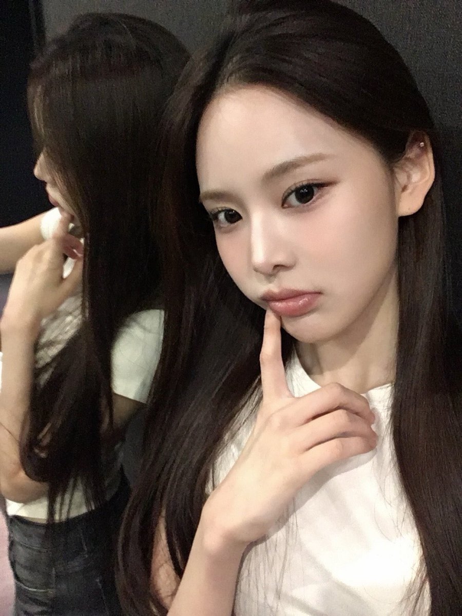 JeeminGlobal's tweet photo. [💌] 251222

Jeemin Plus Chat Update!

#BANGJEEMIN #방지민 #izna #이즈나 https://t.co/aThpSy2VZe
