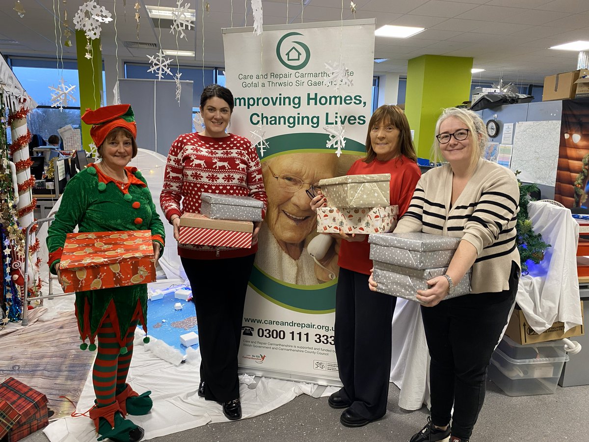 DeltaWellbeing's tweet image. 🎁 We’re delighted to support Care &amp;amp; Repair Carmarthenshire’s Christmas Gift Box Appeal!

Festive gift boxes have been delivered to some of our customers this Christmas, helping make the season a little brighter for those who may not have friends or family nearby - thank you 🙌