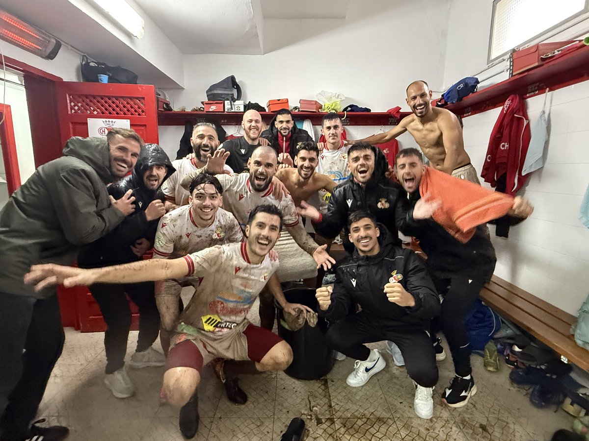 Gran victoria para despedir el año. Toca desconectar y volver fuertes este 2026, VAMOS!!💪🏻🔴⚪️ +3✅ +🅰️