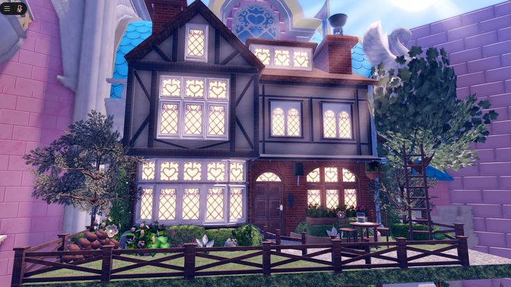 Royale high should totally bring back the balcony's so i can make more houses.. just saying.. 😥