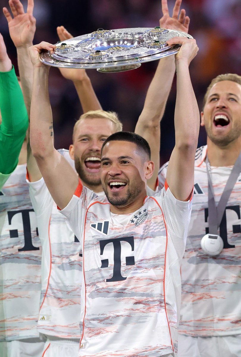 Bayern & Germany tweet media
