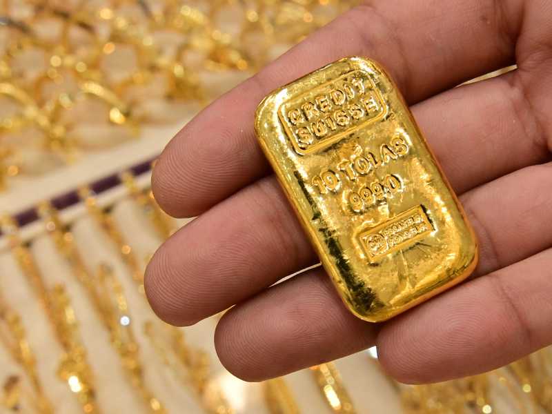 أسعار الذهب تصل إلى مستويات قياسية وتبلغ 4415 دولاراً للأونصة - تزايد الطلب على الذهب كملاذ آمن وتصاعد توقعات خفض أسعار الفائدة الأمريكية - أسعار الفضة تقفز بأكثر من 3 % وتبلغ أعلى مستوى تاريخي لها 