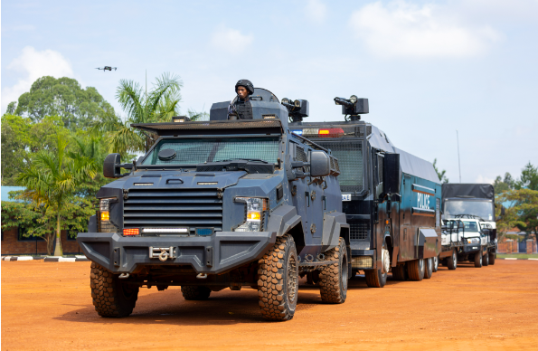 Mu gihugu kitabamo gutwika amapine: Polisi yerekanye imyitozo yo guhosha imyigaragambyo
kigalitoday.com/amakuru/mu-rwa…