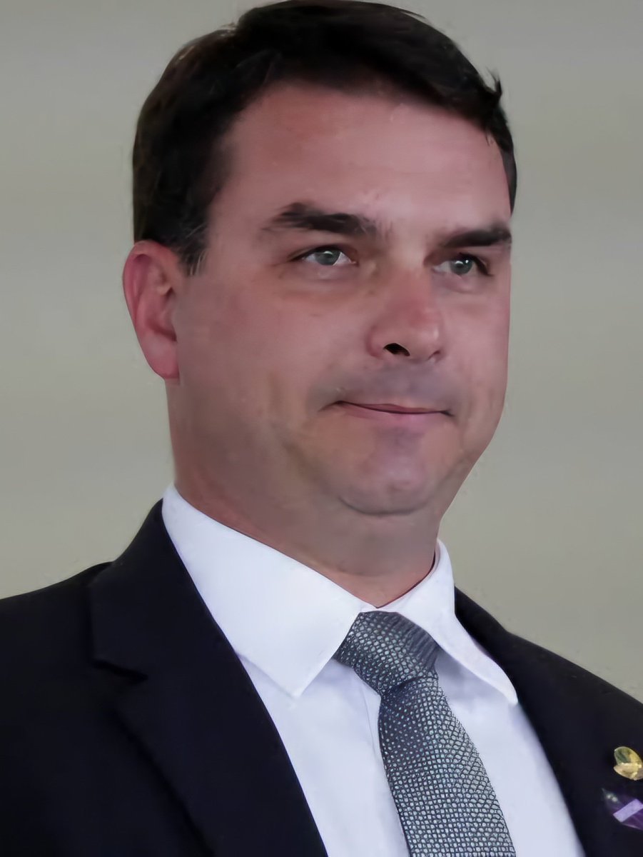 RT do Brasil tweet media