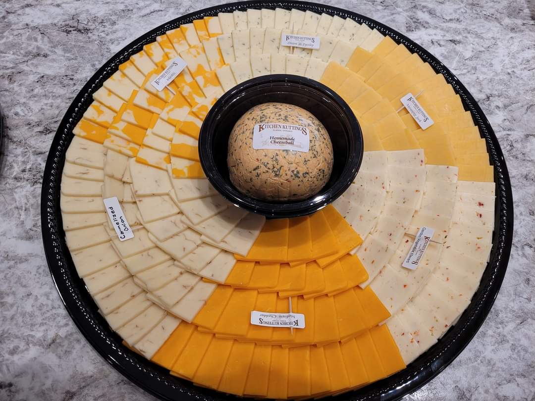 Let us assist you with your Christmas snacks by creating party platters that will serve as a beautiful centrepiece on your table!  We are here to make your entertaining effortless! Email Shirley at shirley@kitchenkuttings.com, or order online kitchenkuttings.com/index.php?rout…