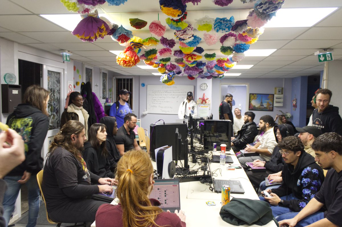 Salty Arena tweet media