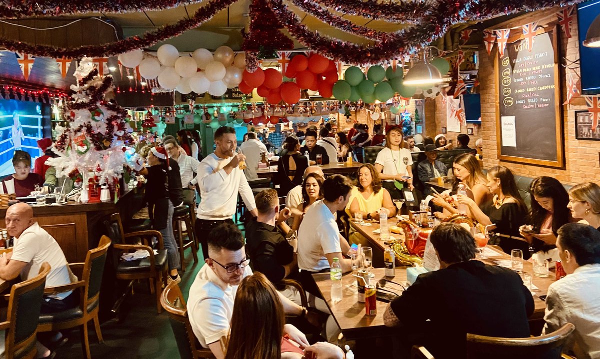 We are fully booked for Christmas Day. You can still book for Boxing Day.

Sorry we are so awesome.