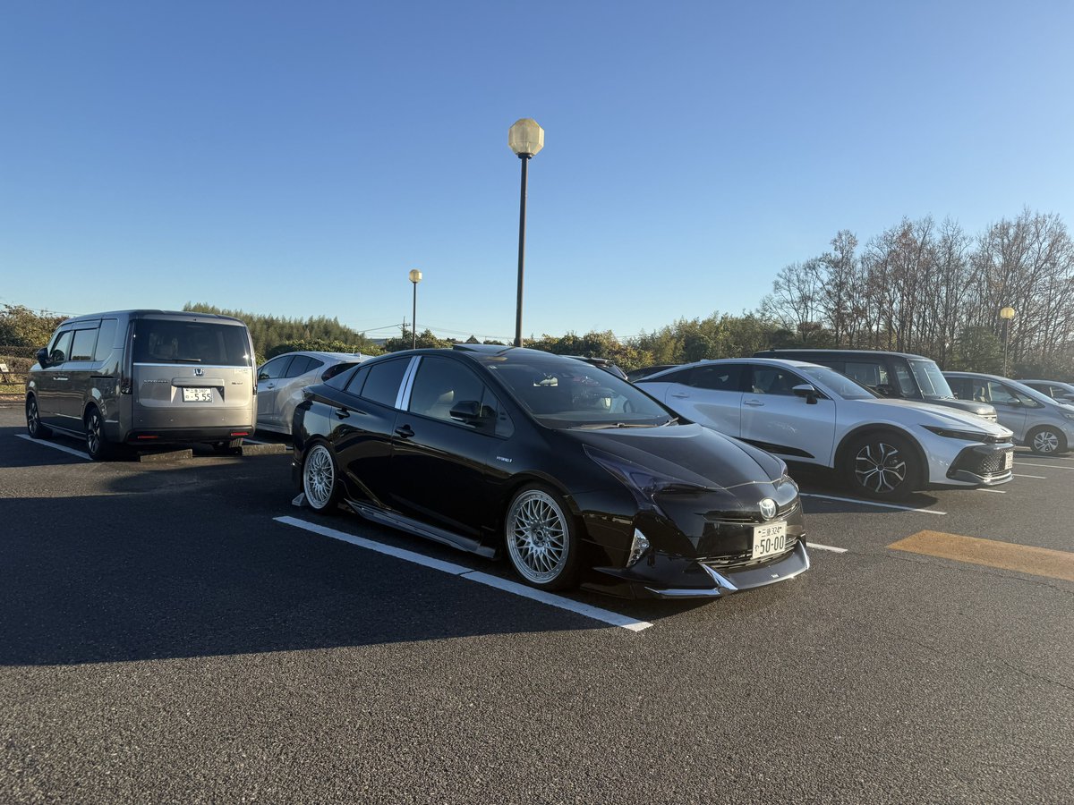 180降りてから全然車垢を
動かしてないな🙄
たまに見てんねんけどな。