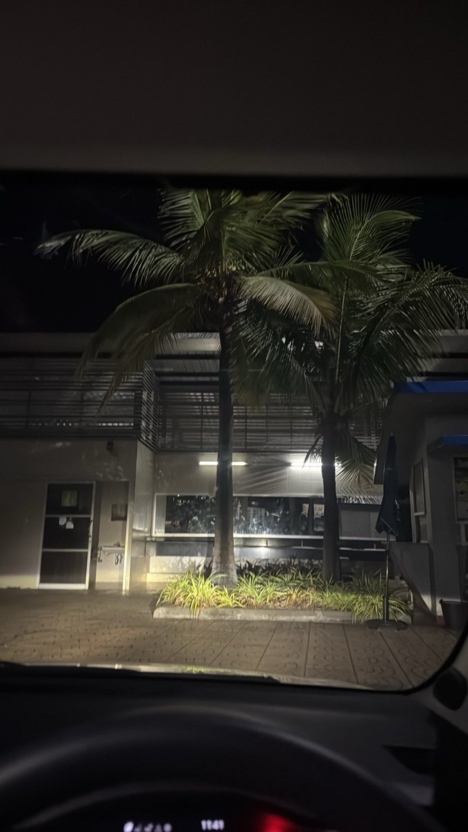 เหงาๆ งานงิ้วบัวขาว ทักกกกก💦📌
#บัวขาว
#กุฉินารายณ์
#กาฬสินธุ์
#กาฬสินธุ์นัดเย็ด