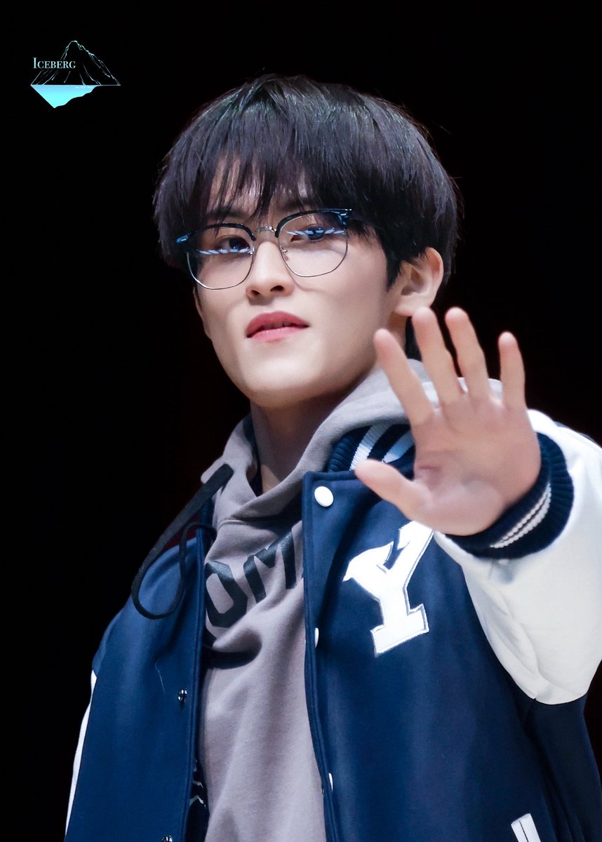 251222

#마크 #MARK #NCTDREAM