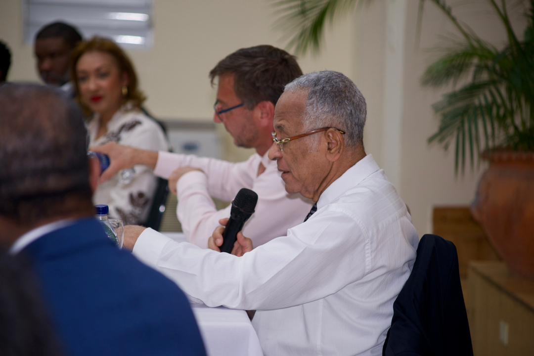 Jacky Lumarque tweet media