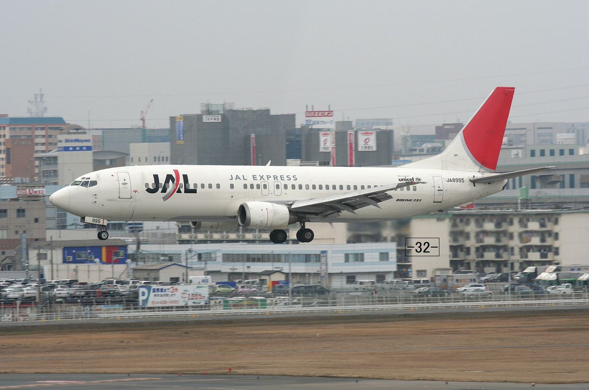 JAL エクスプレス Jal Express JA8995 Boeing 737-446 福岡空港