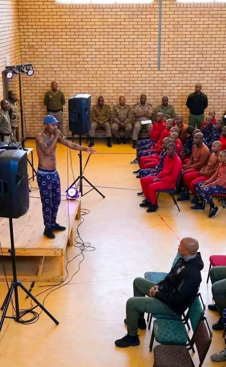 At least shebeshxt he got a gig in prison