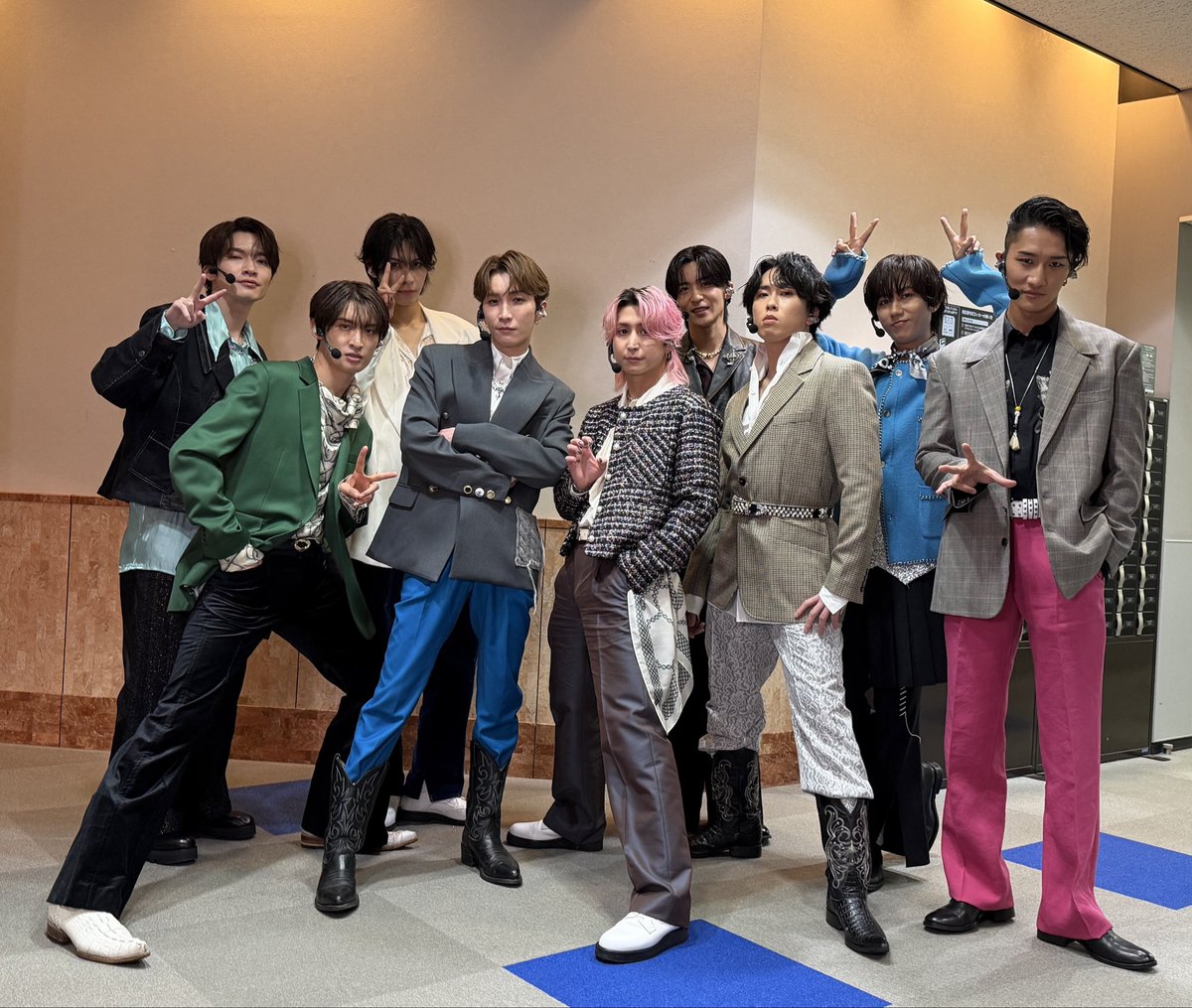 SN_BEST_ALBUM's tweet photo. 🏆CDTVクリスマス年間ランキング Fes.

Snow Man が登場🎶
ランクイン曲 「カリスマックス」 を特別パフォーマンス✨

冬の夜を彩るステージをぜひチェック⛄���

#SnowMan
#CDTVライブライブ https://t.co/38ly3Z7gNI