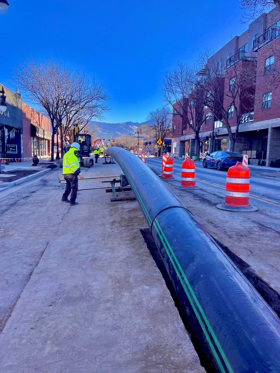Municipal Leadership Award Winner | Salt Lake City, UT
Murphy Pipeline  upsized a failing 12 inch clay sewer using pipe bursting instead of open cut construction. Over 5,500 LF of DR 17 HDPE was installed, cutting $1.8M in cost and the schedule by 30 days.
#FuseItOrLoseIt