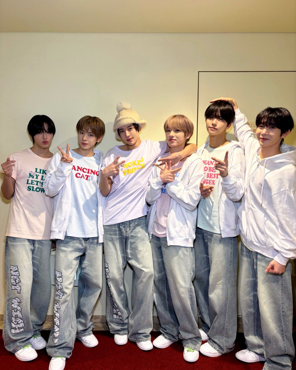 nctwishofficial's tweet photo. 今日も楽しんでくださってありがとうございます!!!
心も体も健康に幸せな年末を過ごしましょう〜🫶🏻
シズニでら好き💚

오늘도 재밌게 즐겨주셔서 감사합니다!!!
몸도 마음도 건강하게 잘 챙기고 행복한 연말 보냅시다아~🫶🏻
사랑해여 시즈니💚

#JAEHEE #재희 #ジェヒ 
#NCTWISH #INTOTHEWISH #OurWISH 
#NCTWISH_CONCERT_TOUR #AICHI