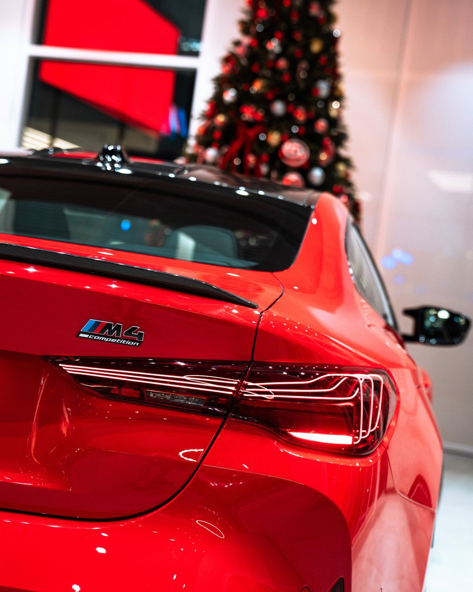Elevating the festive atmosphere at the AGMC showroom with an extra touch of performance this holiday season.

#AGMCBMW #BMW #THEM4 #M4 #MPower