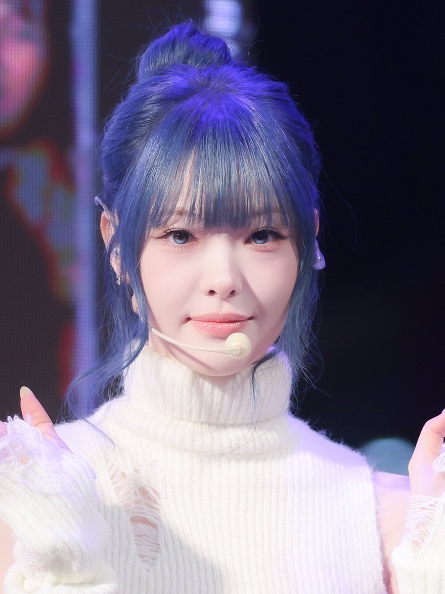 dalcomi77's tweet image. 251220

이 비주얼은 반칙이잖아💙✨️

#린 #Lynn #트리플에스 #tripleS