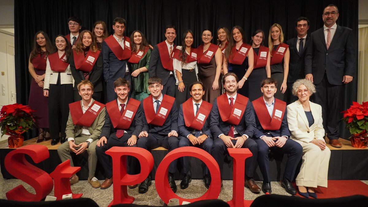 EUHTStPOL's tweet image. Así vivimos el Acto de Graduación 2025 🎓
Un día lleno de emoción, orgullo y nuevos comienzos.

Enhorabuena a todos los graduados y graduadas. Desde EUHT StPOL os deseamos mucho éxito en esta nueva etapa y un futuro lleno de logros profesionales. 🚀

#EUHTStPOL #GraduationDay