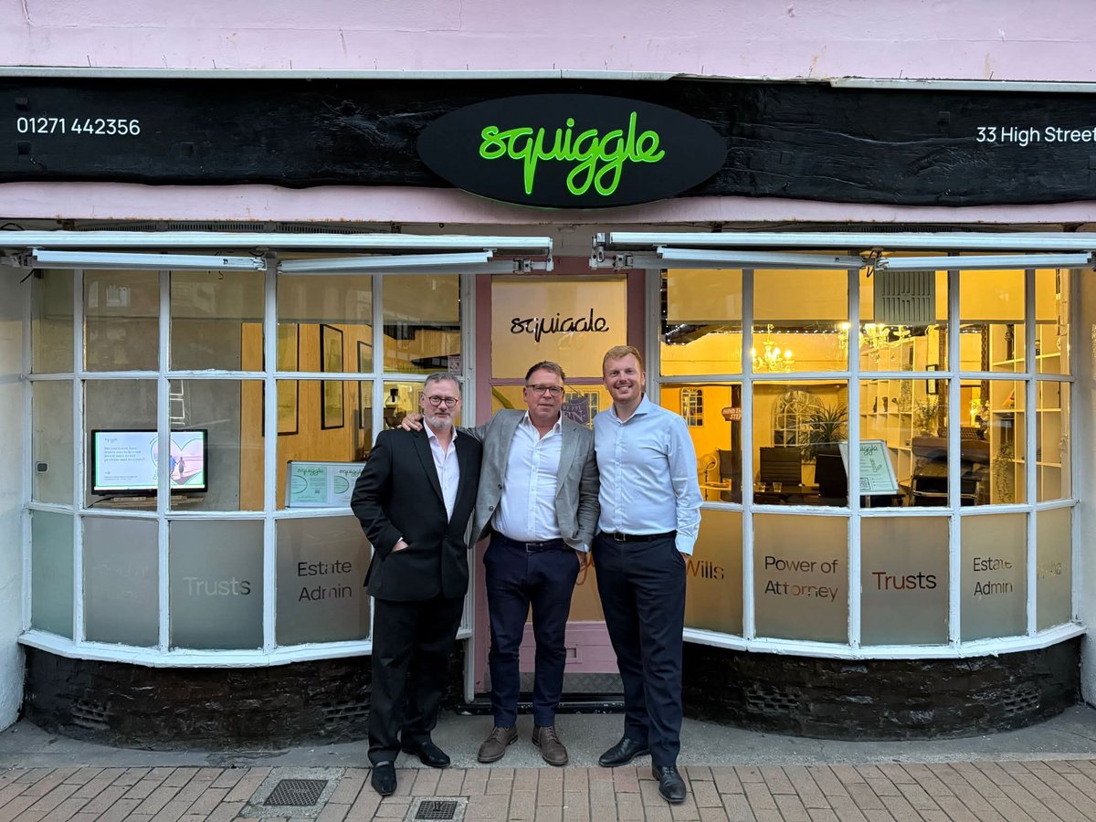 kenwhitesigns's tweet image. 𝗧𝗿𝗮𝗻𝘀𝗳𝗼𝗿𝗺 𝗬𝗼𝘂𝗿 𝗛𝗶𝗴𝗵 𝗦𝘁𝗿𝗲𝗲𝘁 𝗣𝗿𝗲𝘀𝗲𝗻𝗰𝗲🏪✨Get noticed with bespoke, durable signage &amp;amp; illuminated displays. From a single sign to a full shopfront makeover, we handle it all. See our work: 🔗 bit.ly/4ja9gP9
#RetailSigns #ShopSigns #Signage