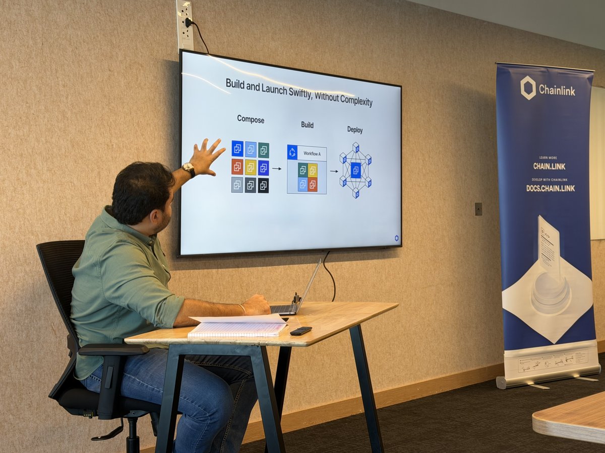 Saturday well spent learning the @Chainlink stack and diving into Chainlink  Runtime Environment (CRE)! Huge shoutout to our advocate @Sourabhrajsing1  for the deep dive. Built a CRE workflow using EVM log triggers