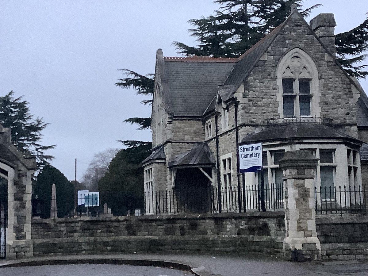 jeanne_rathbone's tweet photo. Jane Roberts grave 252 Streatham Cemetery, left of war memorial block F. Grave owner Margaret Archer, Canadian wife of Mayor John 1913 55 Brynmaer Rd SW11 @fosc_tooting @summerstown182 @LibEmbassyUK @SocStreatham @Mofa_Liberia https://t.co/ABMLxH94vU