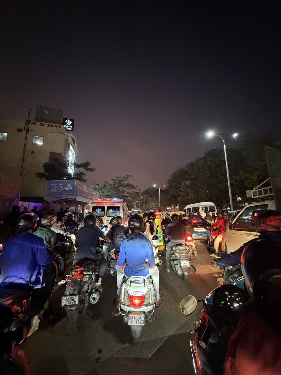 aditya__chd's tweet photo. @ChristinMP_ An ambulance was stuck for 25 mins on Marathahalli bridge due to this change which clearly isn’t thought through. https://t.co/FziwJ2tgsI