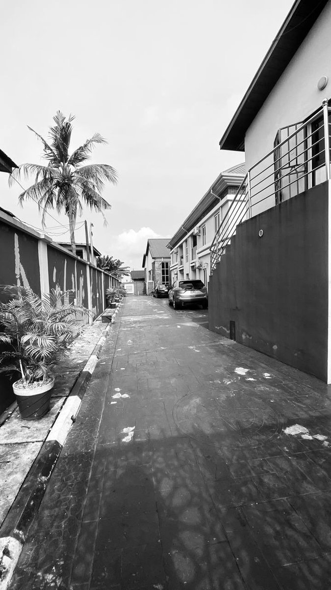 PyaleWorkhub's tweet photo. We’re making a few improvements at Pyale Workhub ✨
Minor maintenance works are ongoing within the premises to enhance your experience. Everything else continues as normal, and we truly appreciate your understanding.
#pyaleworkhub #coworking_space #coworkingcommunity #workspaces https://t.co/D3BsXC3kWS