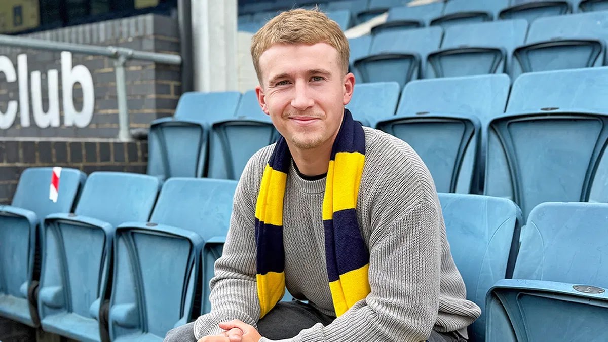 tryan255's tweet image. BOROVENT DAY 22

Today brings us to a familiar face who has shown up for Farnborough in multiple seasons, Dan Bradshaw!

Dan showed up at Boro in July 2024, signing on in the summer and taking the 22 shirt, and would feature 18 times in yellow and blue. He would also finish the…