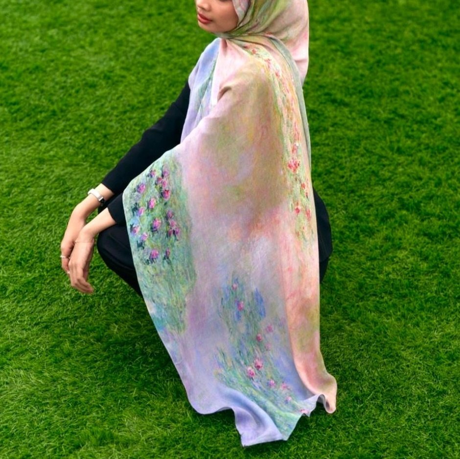 last but not least finding of this day... unreal sekali hijabnya... secantik itu... it's giving fairy garden 🧚‍♂️🧚‍♀️🧚

mumpung ready stock cempattt: s.shopee.co.id/5fhu7SFRe6