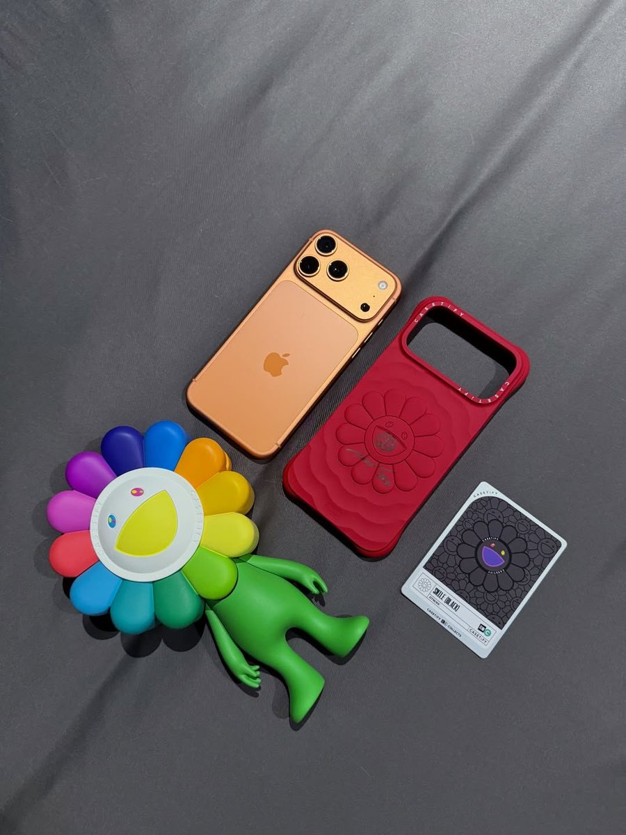 MewsuppasitTH's tweet image. 📸 IG: MewSuppasit Update  

รูปแรกคือรูป iPhone 17 Pro Max ที่เพิ่งถอยมาใหม่รูปเดียวที่ถ่ายไว้ ด้วยความที่จะมาไหว้พระใหญ่ Ngong Ping ที่ Hong Kong เลยกะว่าจะเอามาเปิดที่หน้าพระใหญ่เพื่อความเป็นศิริมงคล รูปสุดท้ายคือกล่องเปล่าหลังจากโดนขโมยบนเครื่องบิน TG600 กรุงเทพ-ฮ่องกง…