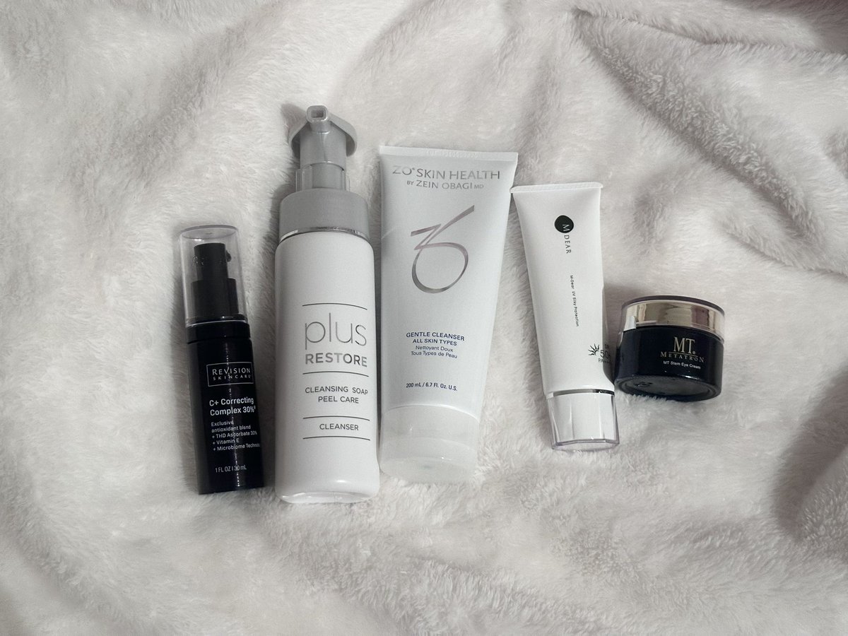 ドクターズコスメは ガウディスキン→kyuen clinicのオンライン(診察済