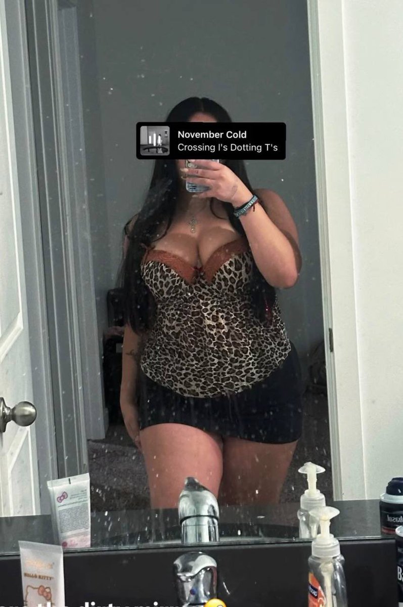 Jasonmann444's tweet image. NGHHH cece would look so good with her pictures plastered all over a glory hole🤤 P3rvs getting sucked while they stare at her pictures😵‍💫😵‍💫 

That’s basically what she’s begging for posting like that🥴 

Share and RT‼️ let’s make her internet famous😈