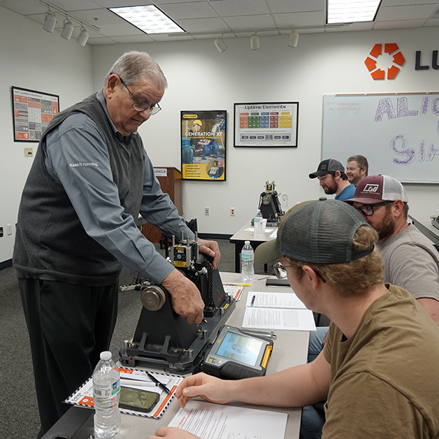That's a wrap for 2025 training! Expert instructor, Pedro Casanova, taught students to master precision shaft alignment gaining invaluable skills to elevate their performance in the field. Call us to level up your alignment expertise &amp; enhance your skills! ludeca.com/schedules/alig…
